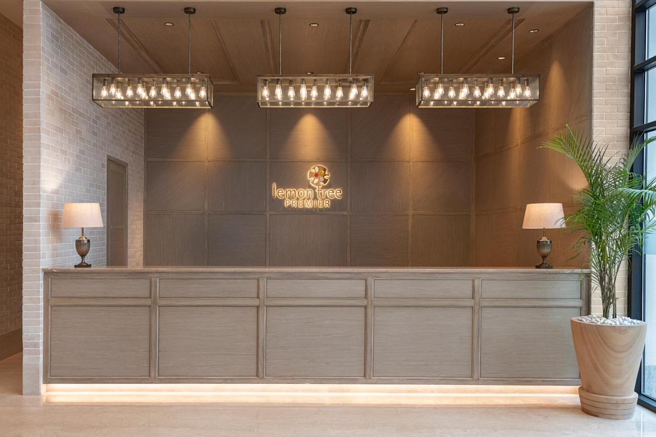 Lemon Tree Premier, New Town, Kolkata Otel Dış mekan fotoğraf